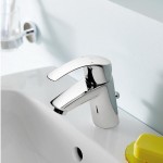 Смеситель для умывальника Grohe Eurosmart S-Size, хром, без донного клапана, хром (32467002)